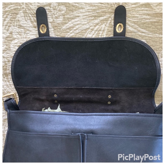 RARE Vintage 80’s Collector Condition Coach Courier Bag # 9800 in Black Leather. - Picture 3 of 16